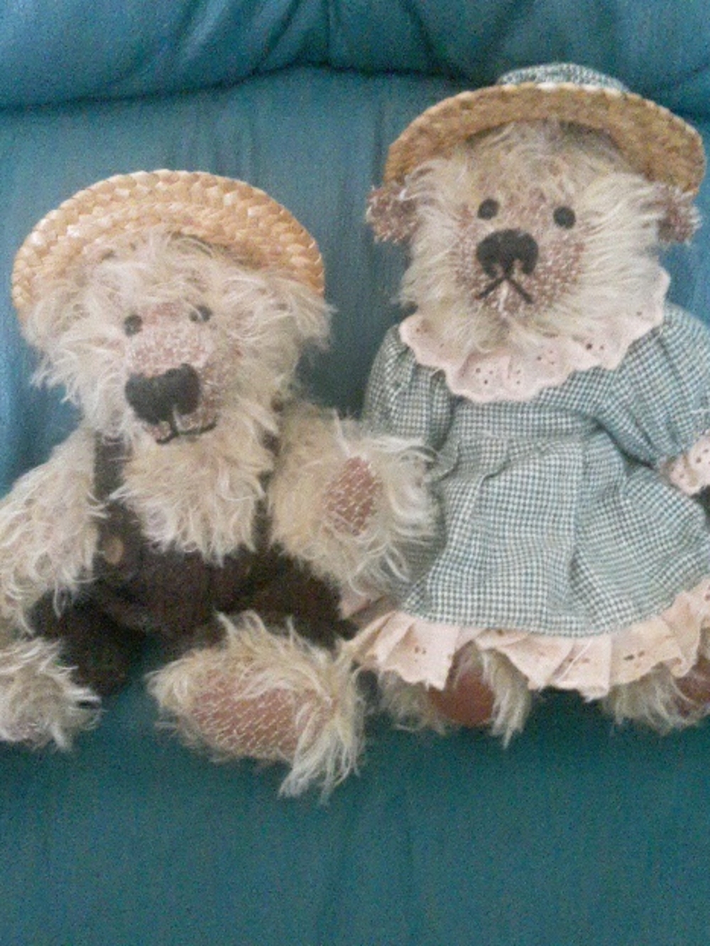 Handmade Beige Plush Teddy Bears Set with Straw Hats
